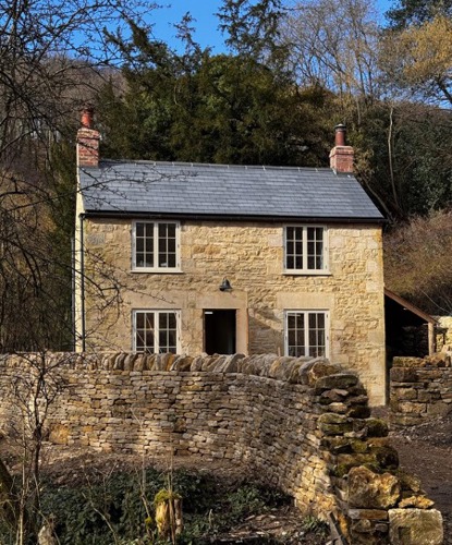 PV Slate on a grade II listed building in Cotswolds AONB